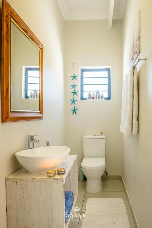 Forever Blue St. Helena Bay Room photo